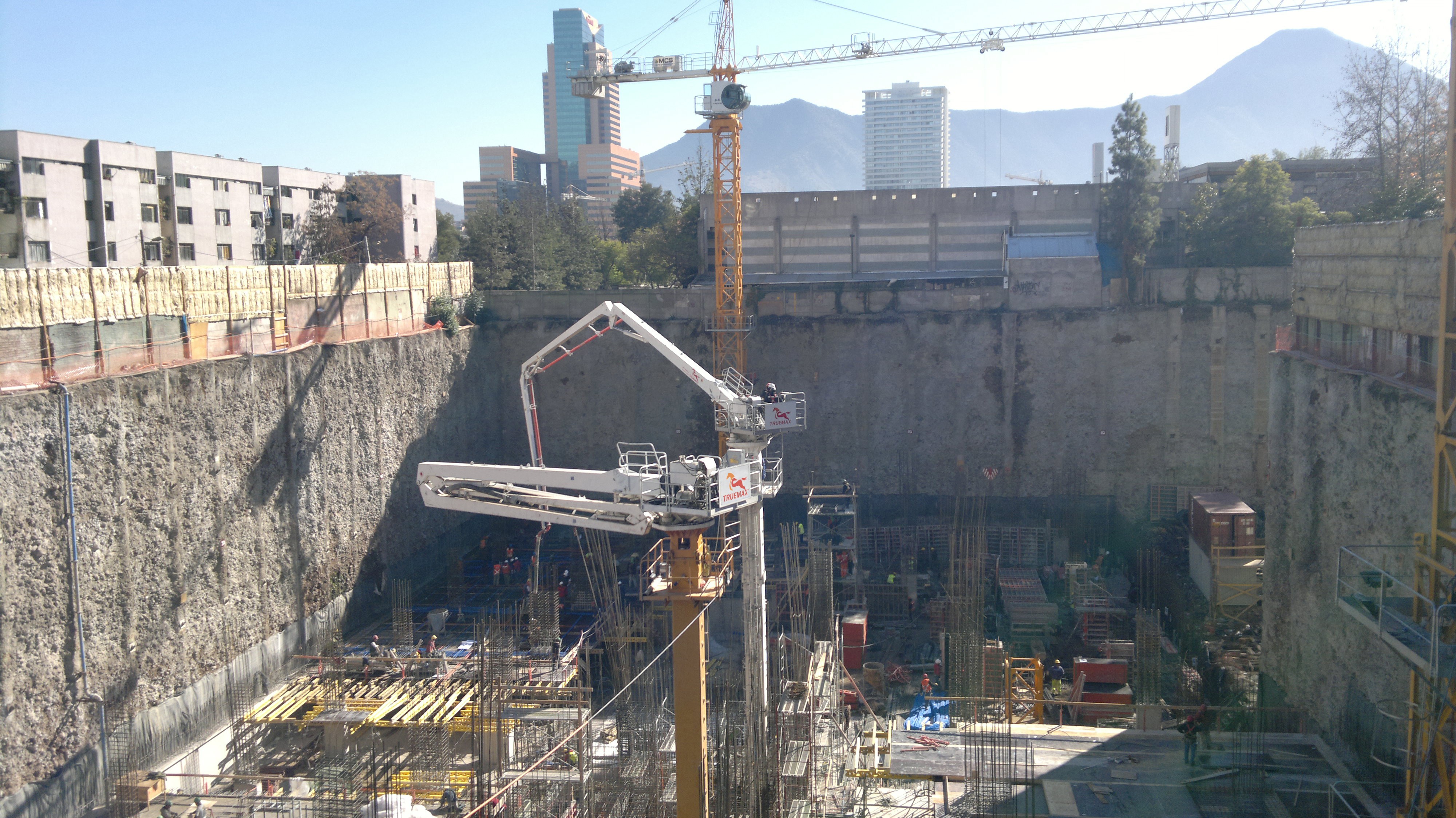 內(nèi)爬液壓布料機 內(nèi)爬液壓布料機