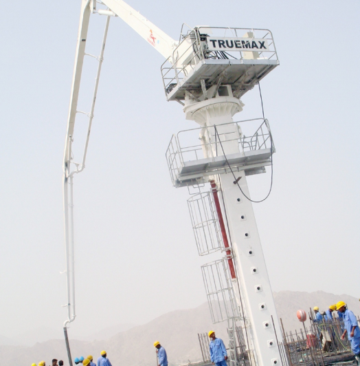 28米電梯井內爬布料機 28米電梯井內爬布料機